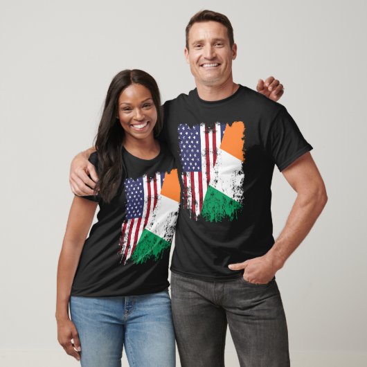 Irish Roots Half American Flag Ireland Flag Tシャツ (ユニセックス)