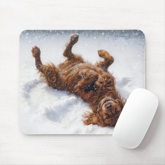 Irish Setter Making a Snow Angel マウスパッド (マウス)