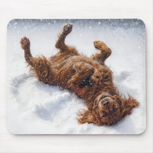 Irish Setter Making a Snow Angel マウスパッド (正面)