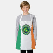 Irish shamrock エプロン (着用した状態)