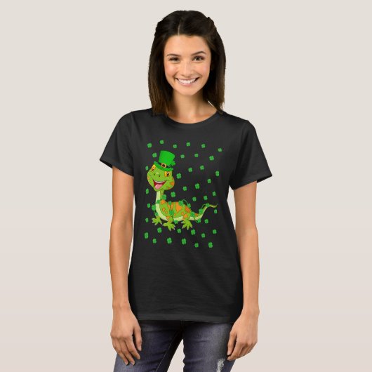 Irish Shamrock Leprechaun Gecko St Patrick's Day Tシャツ (正面フル)