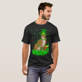 Irish Shamrock Leprechaun Jaguar St Patrick's Day Tシャツ (正面フル)