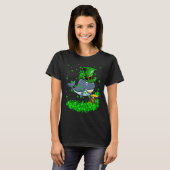 Irish Shamrock Leprechaun Whale St Patrick's Day Tシャツ (正面フル)
