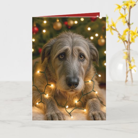 Irish Wolfhound Tangled In Holiday Lights カード (黄色い花)