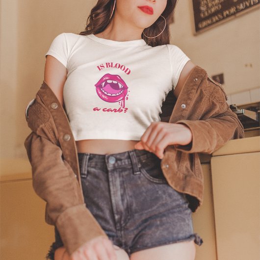 IS BLOOD A CLUB VAMPIRE Tシャツ