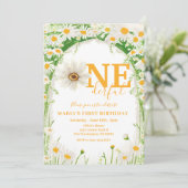 Is She ONEderfulホワイトデイジーファースト誕生日 招待状 (スタンド正面)