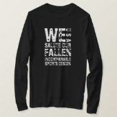 ISD私たちは私たちの落ちた長袖Tシャツに敬礼 Tシャツ (デザイン正面)