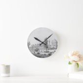 IsfahaのMadrasaイMasjid-i Shahのサルタンフセイン、 ラウンド壁時計 (ホーム)