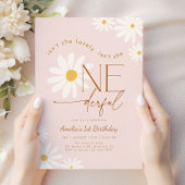 Isn't She ONEderful Daisy 1st Birthday 招待状