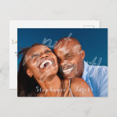 Itにリングや輪を付けるエンボス婚約パーティ インビテーションポストカード (正面/裏面)