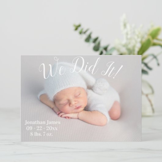 It写真の統計スクリプトの男女兼用誕生 案内状 (スタンド正面)