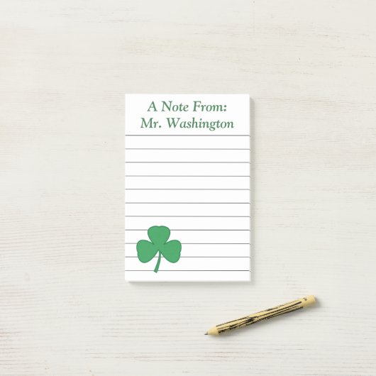 It注パーソナライズされた意を書き込んだシャームロック ポストイット (デスク上)