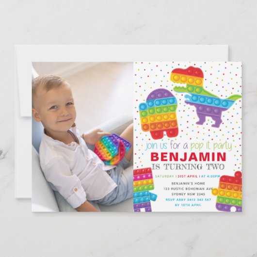 It男の子ポップ・アートの誕生日恐竜ロボット写真 招待状 (正面)