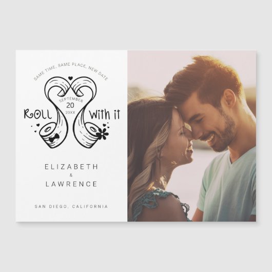 IT転が付き新郎新婦トイレ紙転が写真 (正面)