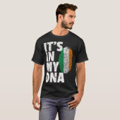 IT_S IN MY DNAアイルランド国旗St Patrick_s Day Tシャツ (正面フル)