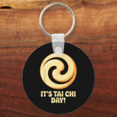 It’s Tai Chi Day Martial Arts Wellness Meditation キーホルダー (正面)