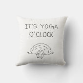 It’s Yoga O’Clock Sheep クッション (裏面)