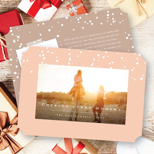 It Snowがミニマリストの写真を常に大切にする シーズンカード