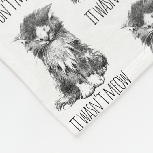 It Wasn't Meow Cute Fluffy Kitten フリースブランケット (角)
