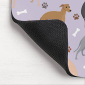 Italian Greyhound Dog Bones and Paws マウスパッド (コーナー)
