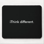 iThink:違う黒に白 マウスパッド<br><div class="desc">お前のMac!</div>