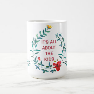 「It's All About The Kids」レッド&ブルーフローラリース コーヒーマグカップ