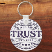 It's All About Trust キーホルダー (裏面)