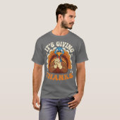 Its Giving Thanks Turkey by el mehdi Tシャツ (正面フル)