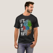 IT'S IN MY DNA Beach Ball Fingerprint Tシャツ (正面フル)