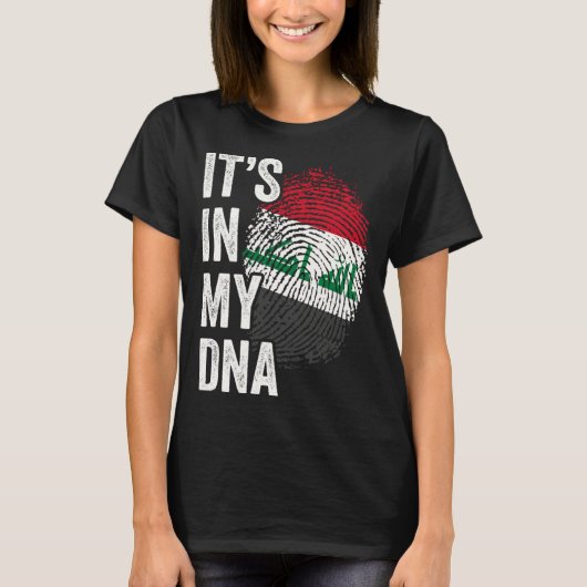 ITS IN MY DNA Iraq Flag Iraqi Roots Pride Genetic Tシャツ (正面)