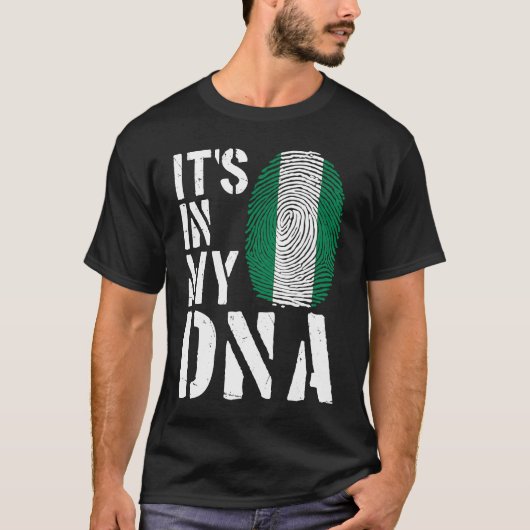 It's In My DNA Nigerian Flag Fingerprint BHM Afro  Tシャツ (正面)