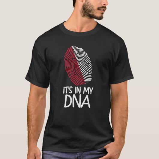 It's In My DNA  Proud Polish Flag Fingerprint Tシャツ (正面)