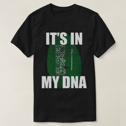 It's In My DNA Saudi Flag Tシャツ (デザイン正面)