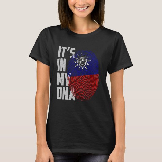 It's In My DNA Taiwan Taiwanese Flag Taiwan Finger Tシャツ (正面)