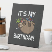 It's My Birthday Cute Sloth Party Outfit T-Shirt 台座サイン (インサイチュ)