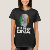 IT'S MY DNA IN Flag National Pride Fingerprint Ire Tシャツ (正面)