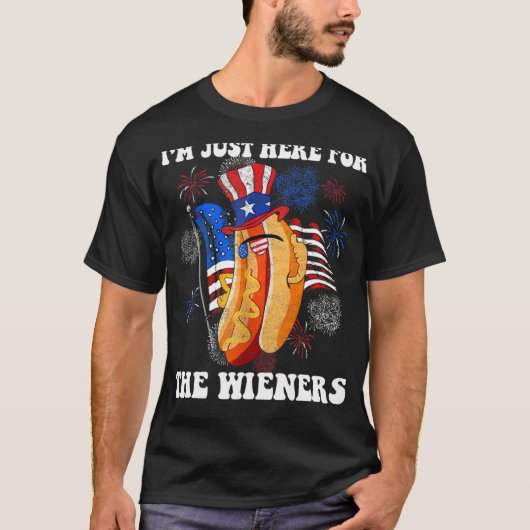 It's Not 4th of July Until My Wiener Comes Out Fun Tシャツ (正面)