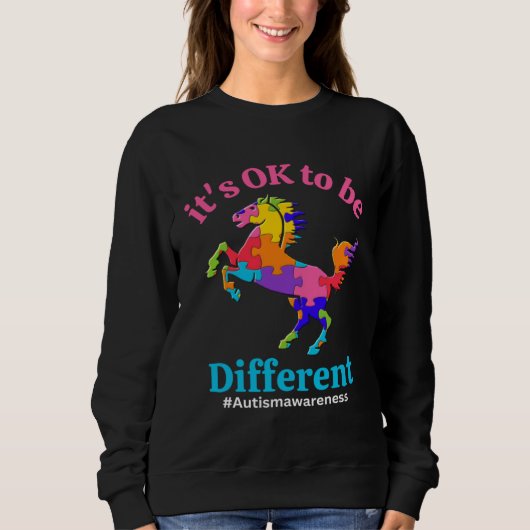 Its Ok To Be Different Autism Awareness Acceptance スウェットシャツ (正面)