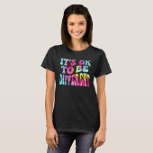 Its Ok To Be Different Autism Awareness Women Girl Tシャツ (正面フル)