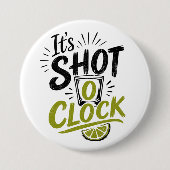 It's "Shot O'clock" typography fun shot glass. 缶バッジ (正面)