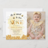 It's So Sweet To Bee Photo 1st Birthday Invitation 招待状 (正面)