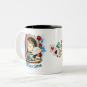 "It's Tea Time" – Alice in Wonderland inspired ツートーンマグカップ (正面左)