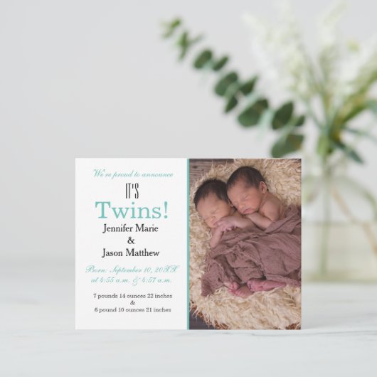 It's Twinsティール(緑がかった色)写真誕生のお知らせ ポストカード (スタンド正面)