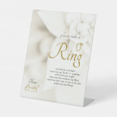 Ivory Bloom & Gold Script Bridal Shower Ring Game 台座サイン (正面)