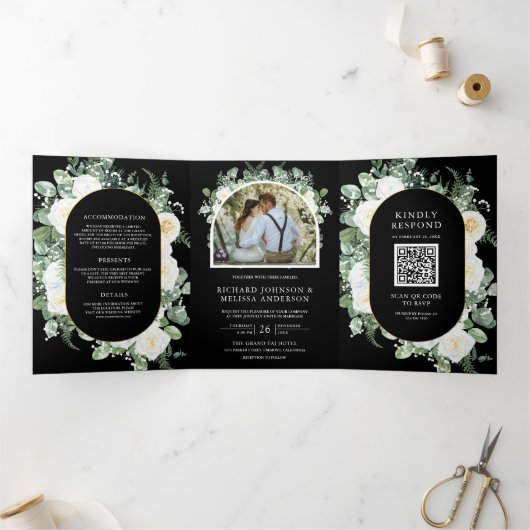 Ivory Floral Photo Black QR Code Wedding 三つ折り招待状 (内部)