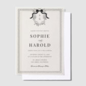 Ivory French Crest Monogram Wedding ベラム紙招待状 (オフセット)