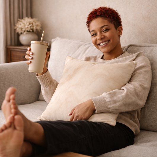 Ivory Marbled Swirl Throw Pillow クッション