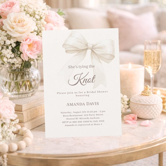 Ivory She's tying the knot bow Bridal Shower 招待状