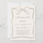 Ivory She's Tying the Knot Neutral Bridal Shower 招待状 (正面)