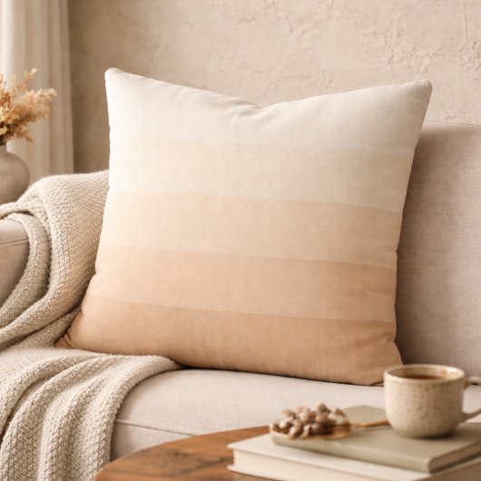 Ivory Sunrise Fade Throw Pillow クッション